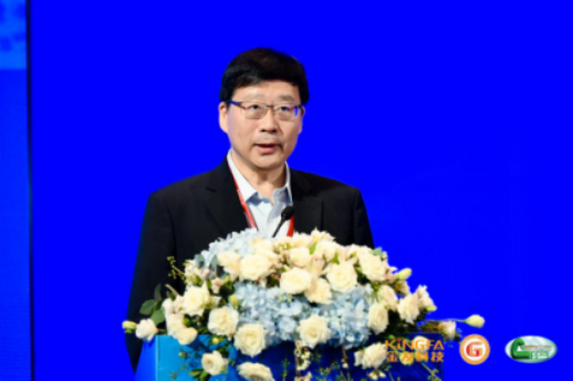 全國人大常委會 委員、國家氣候變化專家委員會 副主任 全國人大常委會 委員、國家氣候變化專家委員會 副主任
