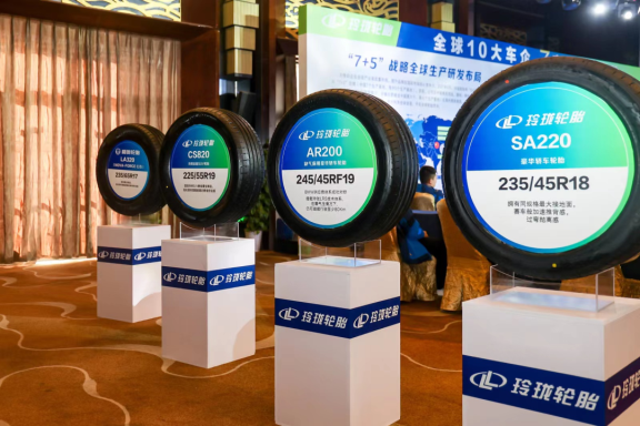 “高性能、高品質、高附加值”