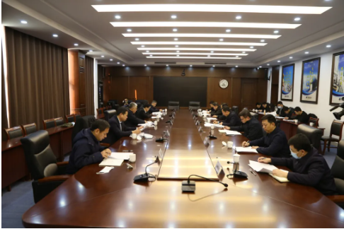 廣饒縣縣委書記陳偉頌,縣委副書記、縣長王學春等人,陪同參加活動。 廣饒縣縣委書記陳偉頌,縣委副書記、縣長王學春等人,陪同參加活動。