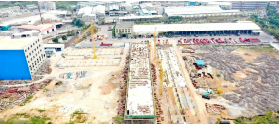 位于廣東省高州市金墩工業(yè)園的飛碟輪胎廠整體搬遷項(xiàng)目，按照項(xiàng)目進(jìn)度建設(shè)正酣。