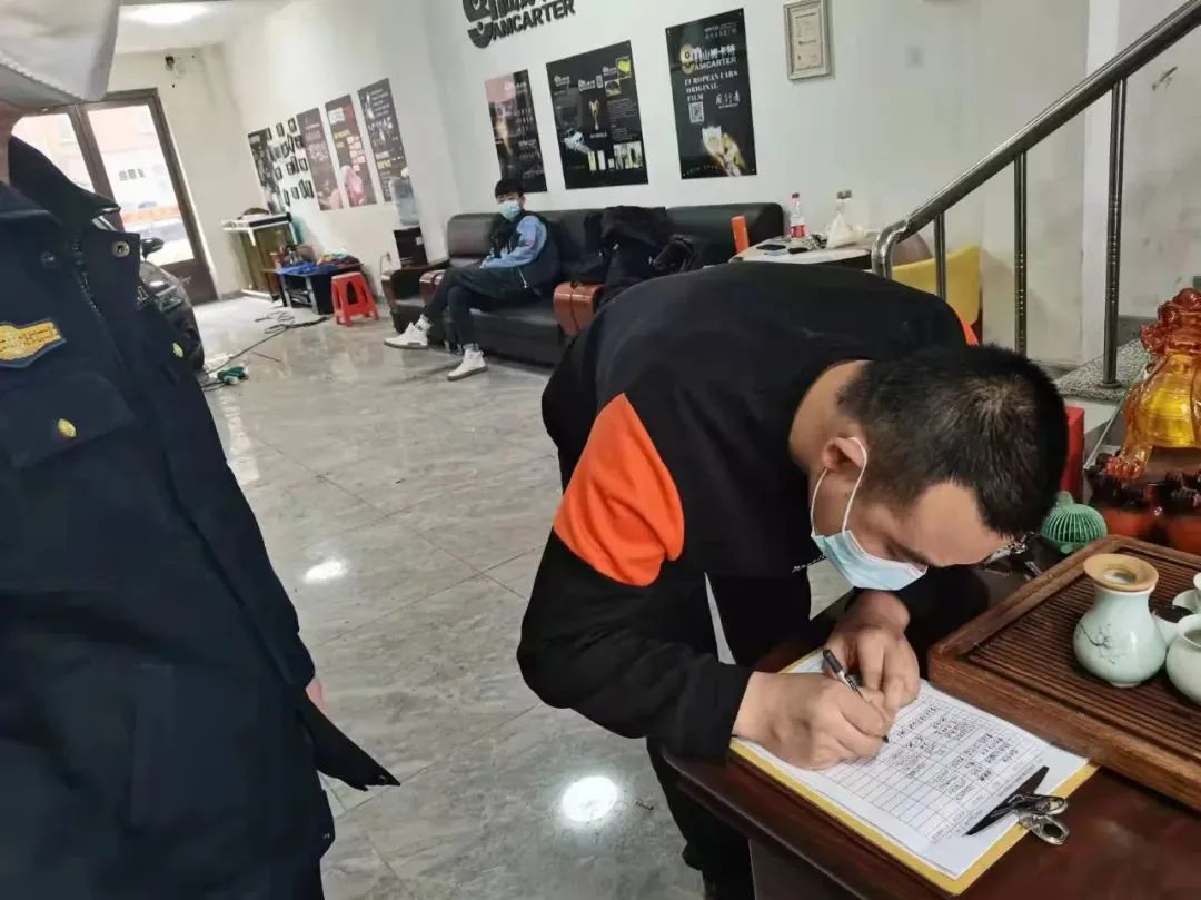 受疫情影響的輪胎店、汽配店遠不止上述報道的這幾家