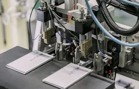中科院研制!新型鋰電池量產(chǎn) 中科院研制!新型鋰電池量產(chǎn)