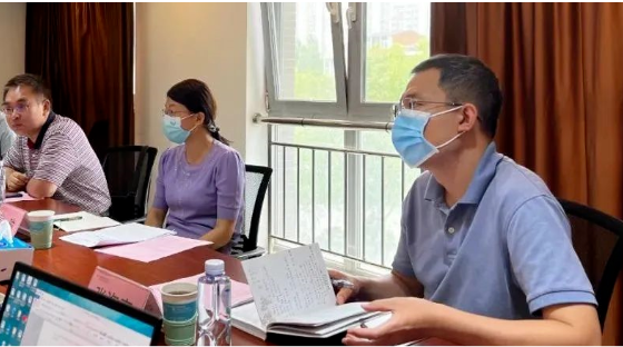 石化化工處在不到一個月的時間內連續收到中橡協兩份報告,一直從職能角度進行研究,并與相關司局進行溝通,開展了有關工作。 石化化工處在不到一個月的時間內連續收到中橡協兩份報告,一直從職能角度進行研究,并與相關司局進行溝通,開展了有關工作。