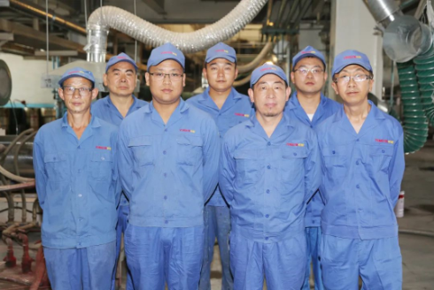 西北永新涂料有限公司制漆廠榮獲“甘肅省創新型班組”、“甘肅省示范性勞模創新工作室”榮譽稱號 西北永新涂料有限公司制漆廠榮獲“甘肅省創新型班組”、“甘肅省示范性勞模創新工作室”榮譽稱號