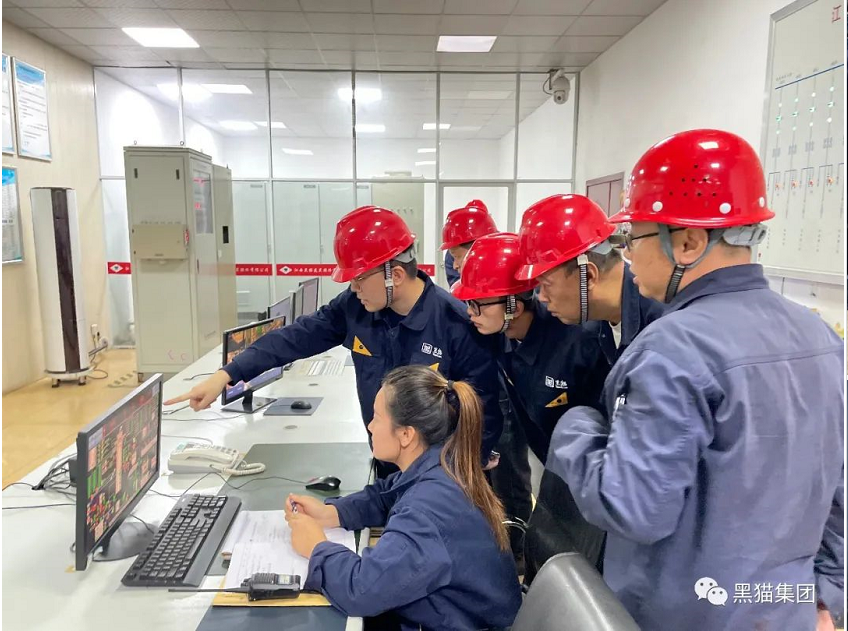 為貫徹落實集團2022年第三季度安全生產委員會會議精神，確保各項安全措施落到實處，10月14日，由集團工程技術中心牽頭，會同黑貓股份、景焦能源公司、監理方成員共同組成工程施工安全檢查組，對在建工程項目進行全面且不留死角的安全隱患大檢查。