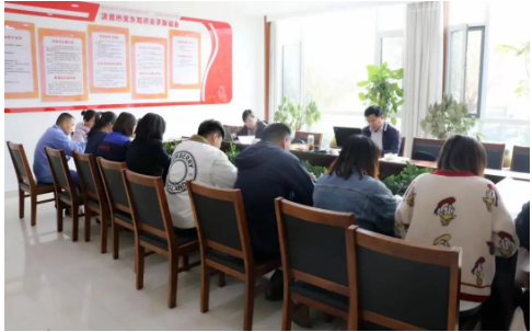 　審核組長紀宗民對濱澳線纜在疫情反復及經濟下行情況下攻艱克難所取得的經營業績給予了充分的肯定，并對濱澳線纜生產運行管理、現場管理、安全環境管控等方面明顯的提升提出了表揚。