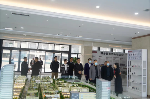 山東創輝新材料科技有限公司領導一行蒞臨華凌電纜調研