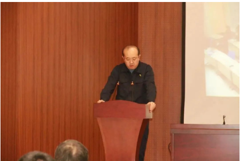 高文杰:成績是干出來的,不是吹出來的。困難再大,苦干實干就有解決之路;問題再小,不干不動永無解決之日。回顧今年以來的工作,我深深體會到唯有認真才能把工作做細,唯有用心才能把工作做實,唯有實干、苦干才能把工作干好。2023年,我將立足公司平臺,帶領一廠團隊,堅定信心、同心同德,埋頭苦干、奮勇前進,圓滿完成全年生產任務目標。 高文杰:成績是干出來的,不是吹出來的。困難再大,苦干實干就有解決之路;問題再小,不干不動永無解決之日。回顧今年以來的工作,我深深體會到唯有認真才能把工作做細,唯有用心才能把工作做實,唯有實干、苦干才能把工作干好。2023年,我將立足公司平臺,帶領一廠團隊,堅定信心、同心同德,埋頭苦干、奮勇前進,圓滿完成全年生產任務目標。