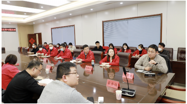 提能力 練本領 |橡膠公司舉辦金融衍生品工具助力實體企業(yè)創(chuàng)新發(fā)展專題講座 提能力 練本領 |橡膠公司舉辦金融衍生品工具助力實體企業(yè)創(chuàng)新發(fā)展專題講座
