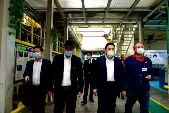 內蒙古巴彥淖爾市烏拉特后旗領導帶隊,簽約多個輪胎業項目 內蒙古巴彥淖爾市烏拉特后旗領導帶隊,簽約多個輪胎業項目