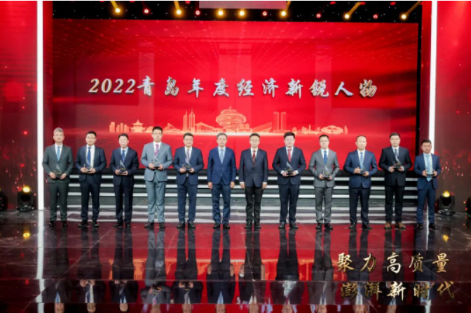 軟控股份董事長官炳政榮獲“2022青島年度經(jīng)濟新銳人物”