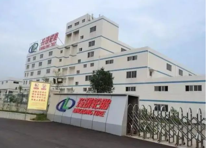 作為廣西第一家高端輪胎制造企業，廣西玲瓏目前擁有80項知識產權，其中包括3項發明專利、72項實用新型專利和5項軟件著作權。在廣西輪胎制造行業，廣西玲瓏憑借眾多知識產權的數量位居榜首。