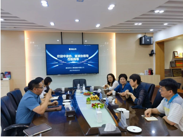 隨后，孫蓮英一行對廣東省重點(diǎn)涂料企業(yè)進(jìn)行了深入調(diào)研。