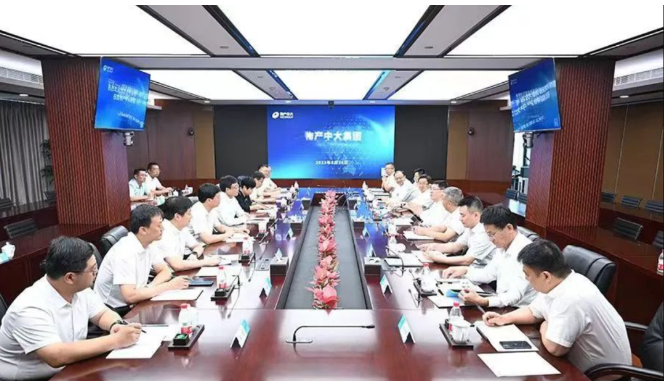 山東省濰坊市市委書記劉運率領代表團赴浙江展開為期兩天的“點對點”招商活動。此次活動旨在深化地區間的經濟合作，加速項目的實施落地。