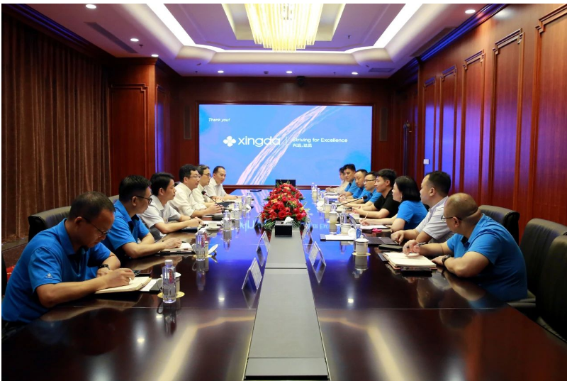 雙方合作的深化不僅體現(xiàn)了業(yè)務(wù)上的共贏，更凝聚了彼此間的情感紐帶。展望未來，興達(dá)和東海合肥將以更加緊密的合作，共同推動(dòng)產(chǎn)業(yè)的繁榮發(fā)展，共享成功的果實(shí)。