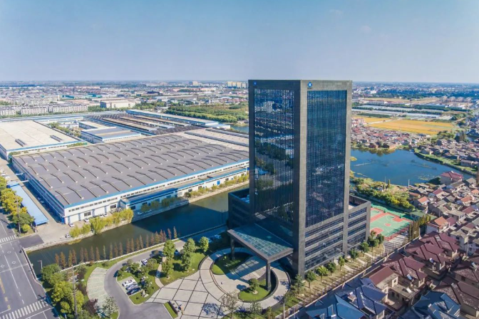 江蘇省財政廳、省科技廳聯(lián)手發(fā)布了2023年度省科技成果轉(zhuǎn)化專項資金項目的立項文件。其中，江蘇興達鋼簾線股份有限公司的“重載輪胎用高強度耐疲勞胎圈鋼絲(圈)研發(fā)及產(chǎn)業(yè)化”項目成功脫穎而出，獲得了省級資助經(jīng)費高達1000萬元。