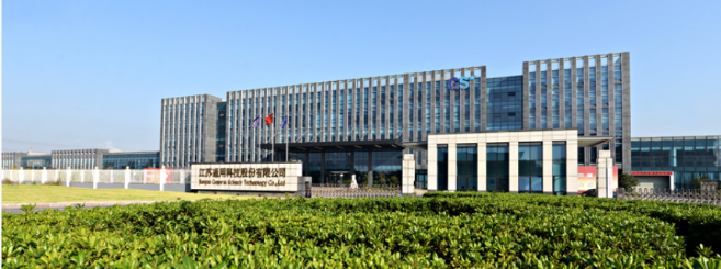 這一亮眼的業績表現源自多方面因素，包括輪胎銷量的顯著增加、產品結構和市場調整的優化，以及綜合毛利率的顯著提升，為公司的業績增長注入了強大動力。