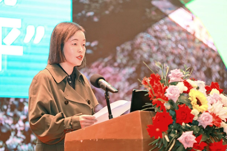 安順市投資促進(jìn)局局長(zhǎng)王俐發(fā)表了熱情洋溢的致辭。